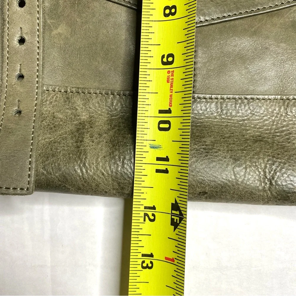 Tylie Malibu Y2K Green Leather Laptop Messenger Bag - Picture 9 of 11